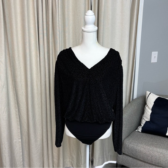NWT • EXPRESS • Animal Print Velvet Body Suit - Picture 4 of 10